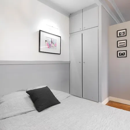 T2 Spacieux A 19e - Parc De La Apartamento París