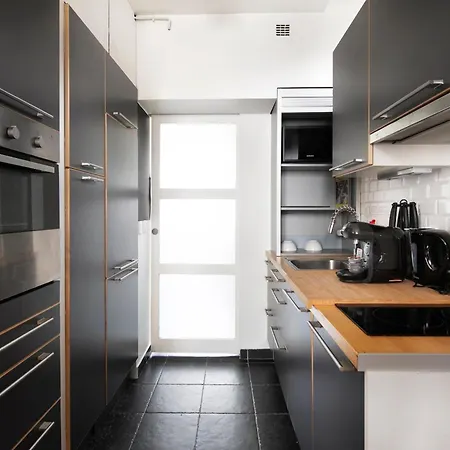 Apartamento T2 Spacieux A 19e - Parc De La