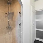 T2 Spacieux à 19e - Parc De La
