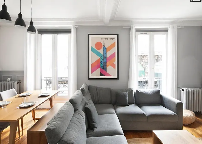 T2 Spacieux à 19e - Parc De La Appartamento *