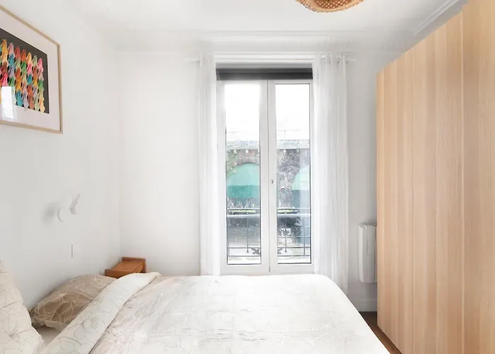 T2 Spacieux à 19e - Parc De La Appartamento *